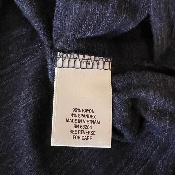 Dressbarn Short Sleeve Navy Tee Size XL - Picture 4 of 4